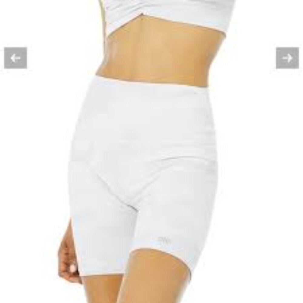 ✅ Alo High Waist Biker‎ Short White RIBBED Compression Size XXS